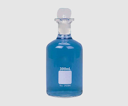 bottles-glassware Bottles Glassware, a high-quality and durable laboratory glassware solution designed for storing and transporting chemicals, reagents, and other laboratory materials, featuring borosilicate glass construction, varying capacities, and a range of neck sizes, from Medisurge, a trusted provider of medical and laboratory supplies in Malawi.
